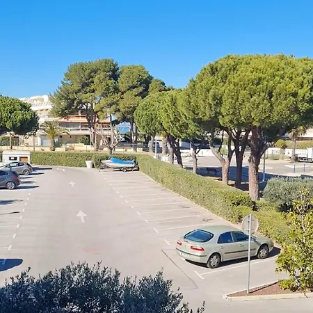 At Port Camargue Le Grau-du-Roi