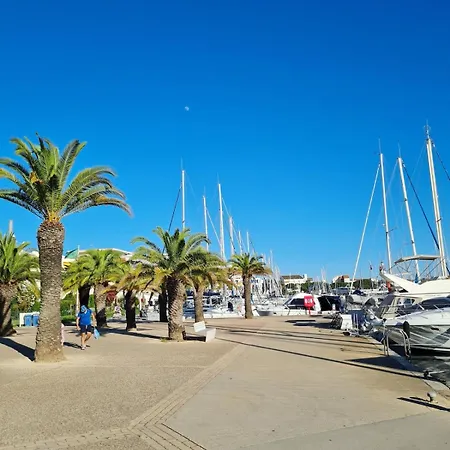 At Port Camargue Lejlighed Le Grau-du-Roi