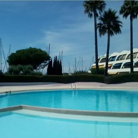 Apartamento At Port Camargue *